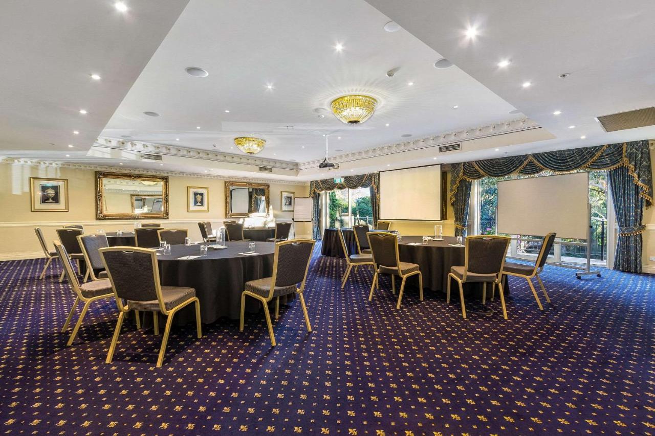 Canterbury International Hotel Forest Hill Buitenkant foto